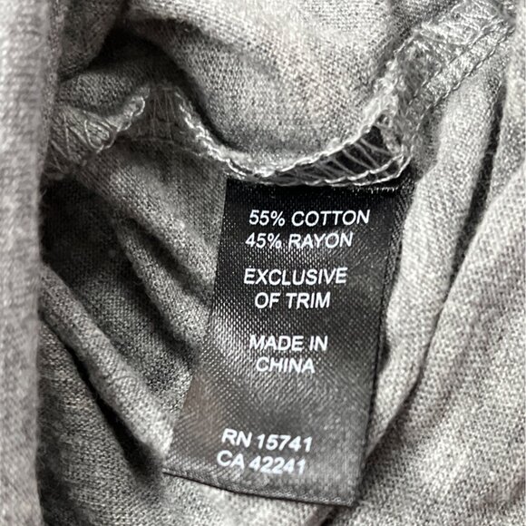 Cozy Zoe Women’s Heather Gray Lounge Set W/ Red Plaid Star and Shorts Sz S - New - Picture 13 of 16